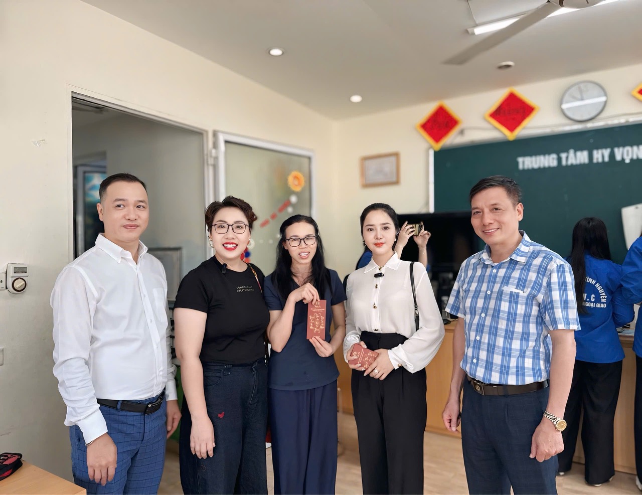 Công đồng doanh nhân Việt Nam tiếp tục hành trình vì trẻ em khuyết tật trên địa bàn Hà Nội