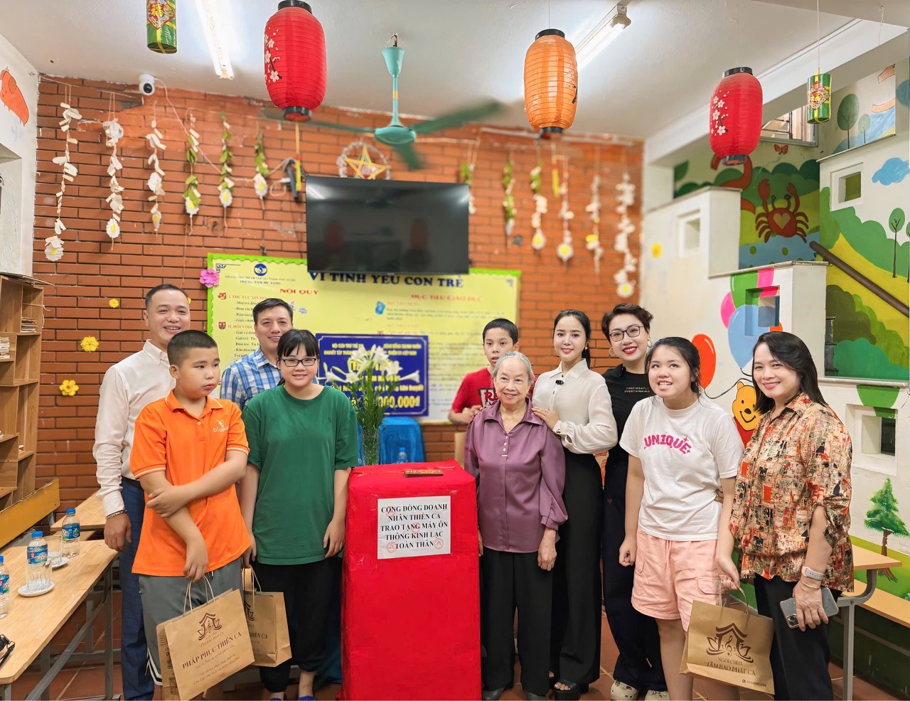 Hành trình bền bỉ gieo yêu thương ở Trung tâm Hy vọng Hành trình bền bỉ gieo yêu thương ở Trung tâm Hy vọng