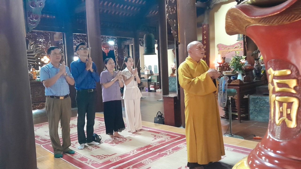 Hội Cứu trợ trẻ em khuyết tật tới dâng hương tại chùa Liên Phái Nhân dịp Lễ “Vu Lan - Đạo hiếu và Dân tộc năm 2024” Hội Cứu trợ trẻ em khuyết tật tới dâng hương tại chùa Liên Phái Nhân dịp Lễ “Vu Lan - Đạo hiếu và Dân tộc năm 2024”